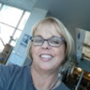 Meet your Posher, Denise